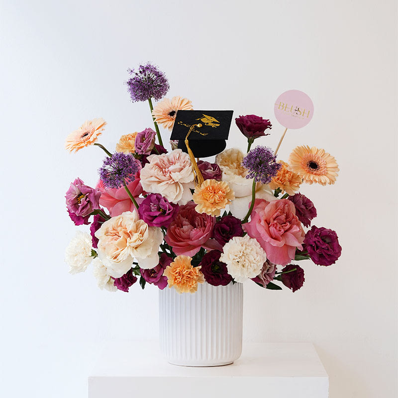 Future Bloom Vase